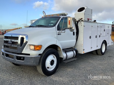 2015 Ford F-750 XLT 4x2 Camion de servicios