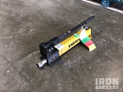 2018 Enerpac P-392 Hydraulic Hand Pump