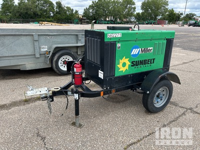 2013 Miller Big Blue 400 400 A Mobile Multi-Process Engine Driven Welder
