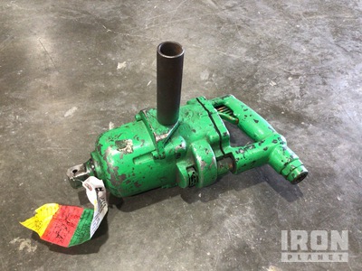 2016 IR IRT3940P2TI Pneumatic 1" Drive Impact Wrench (Inoperable)