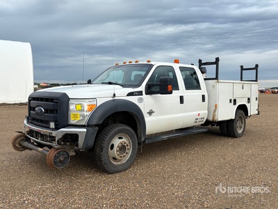 2015 Ford F-550 XL 4x4 Crew Cab Camion de servicios