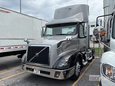 2015 Volvo VNL 300 6x4 Tracteur Routier