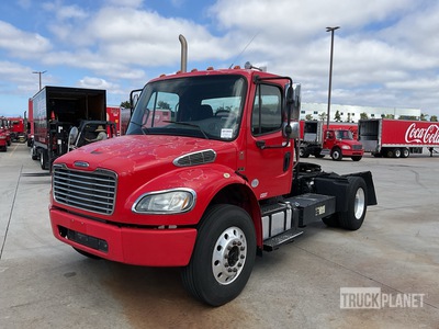 2011 Freightliner M2 Hybrid 4x2 S/A Day Cab Truck Tractor