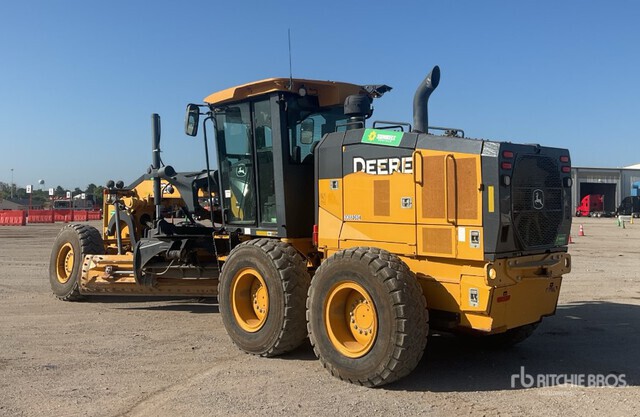 MOTOCONFORMADORA JOHN DEERE 672G 2017