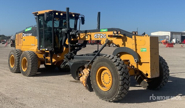 MOTOCONFORMADORA JOHN DEERE 672G 2017