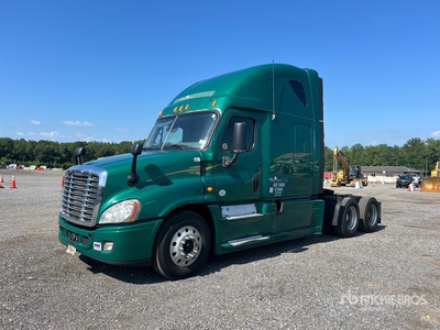 2013 Freightliner Cascadia 125 6x4 Tracteur Routier Couchette