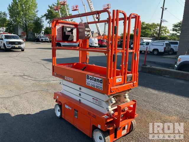 ELEVADOR TIJERA 2021 SNORKEL S3219E