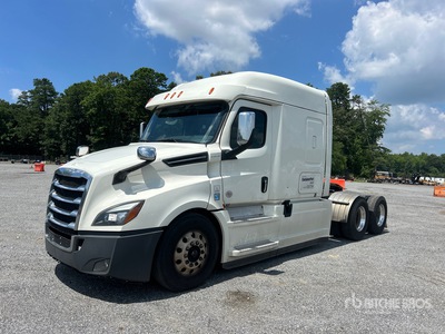 2019 Freightliner Cascadia 126 6x4 T/A Slaapcabine Trekker