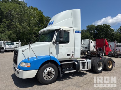 2017 Volvo VNM 6x4 トラックトラクター（T/A）