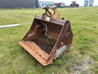 50 in Digging Excavator Bucket - Fits John Deere 135D