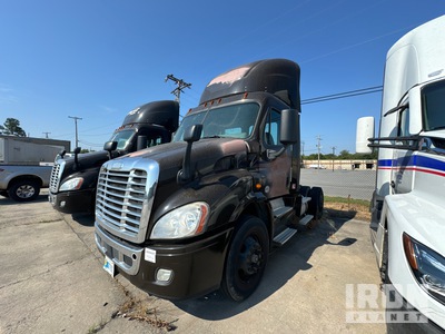 2017 Freightliner Cascadia 4x2 S/A Day Cab Truck Tractor