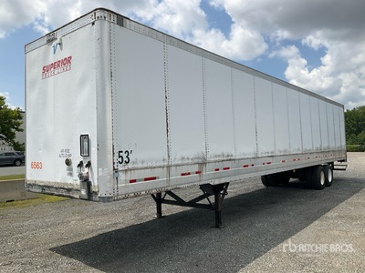 2007 Vanguard 53 ft x 102 in T/A Remolque de furgoneta
