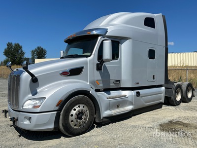 2022 Peterbilt 579 6x4 T/A Sleeper Truck Tractor