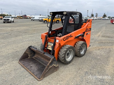 2019 Gehl R105 を見 Skid-Steer Loader