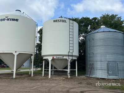 2003 Westeel +/- 50 ton Fertilizer Hopper Grain Bin