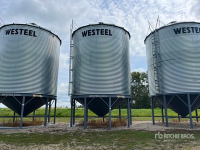 2014 Westeel 1805 +/- 4900 bu 5 Ring Hopper Trémie à grains