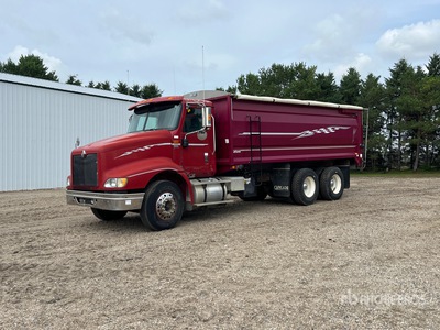 2003 International 9200i 6x4 Grain Truck