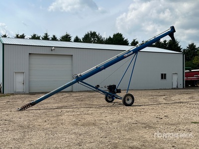 2001 Brandt 835 8 in x 35 ft Barrena de grano