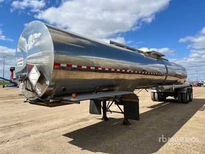 1998 Beall 7200 gal T/A Tanker Trailer