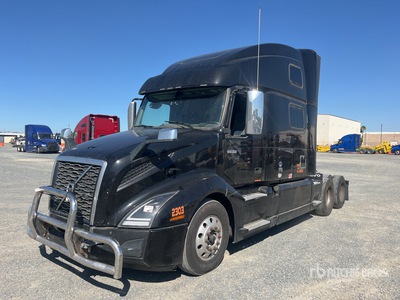2023 Volvo VNL860 6x4 تراكتور شاحنة كابينة النوم (ثنائية المحور)