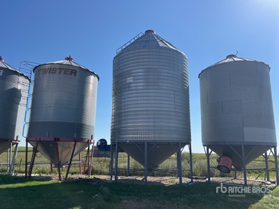 Behlen +/- 3500 bu 4 Ring Hopper صومعة الحبوب
