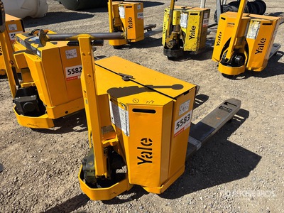 Yale 4000 lb Electric Gato de bandeja
