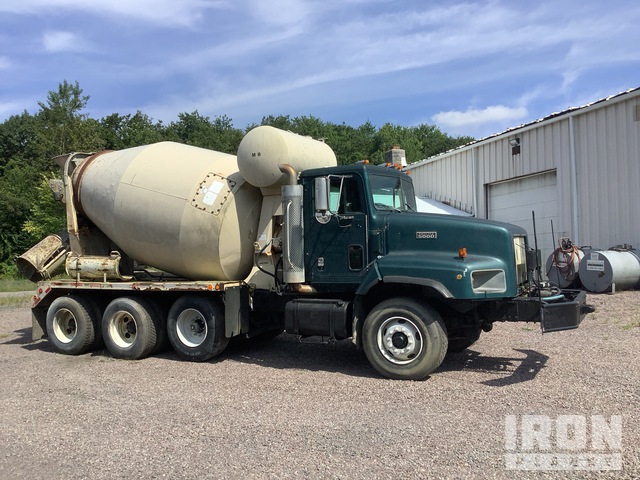 CAMIóN REVOLVEDOR 1997 INTERNATIONAL SMITH 11 CYD