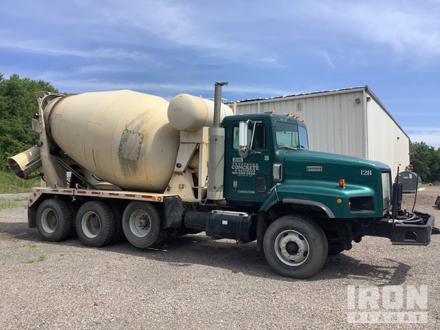 CAMIóN REVOLVEDOR 1997 INTERNATIONAL MCNEILUS 10.5 CYD