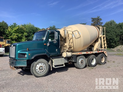 2006 International DF567 6x4 Camion hormigonera