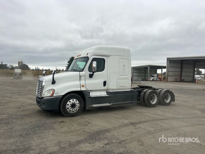2014 Freightliner Cascadia 125 6x4 Ciągnik siodłowy T/A z kabiną sypialną