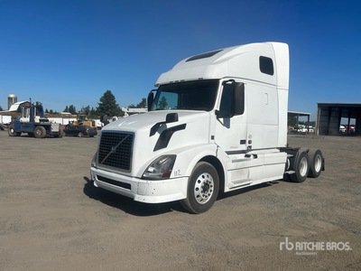 2014 Volvo VNL670 6x4 トラックトラクター（T/A）