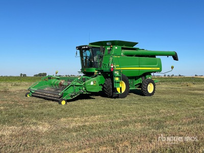 2010 John Deere 9770 Combine Harvester