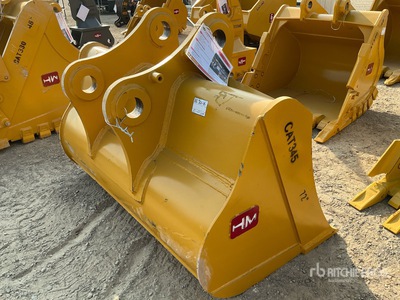 2025 Hongwing CAT345BL-72CB 72 in Cleanup Excavator Bucket - Fits Cat 345 (Unused)