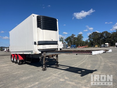 2000 FTE 7.3 m Rollback Tri/A Refrigerated Trailer