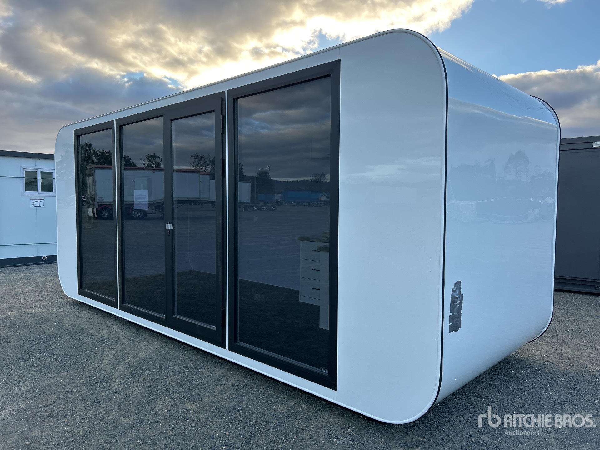 Suihe 6 m x 2.2 m Portable Prefab Tiny Home Divers - Structure portative (Unused)