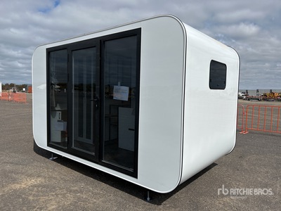 Suihe 3.9 m x 2.2 m Portable Prefab Tiny Home (Unused)