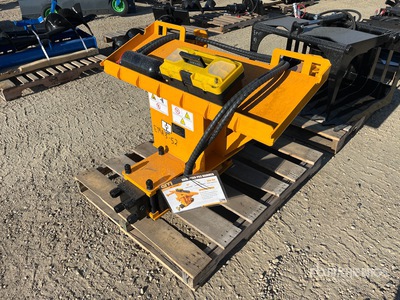 2025 GIYI GY-AD680 Hincapostes para Minicargadora (Unused)