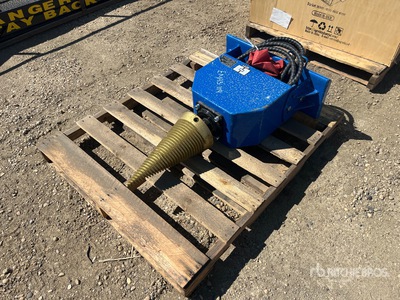 2025 GIYI WS43 17 in Mini Skid Steer Wood Splitter (Unused)