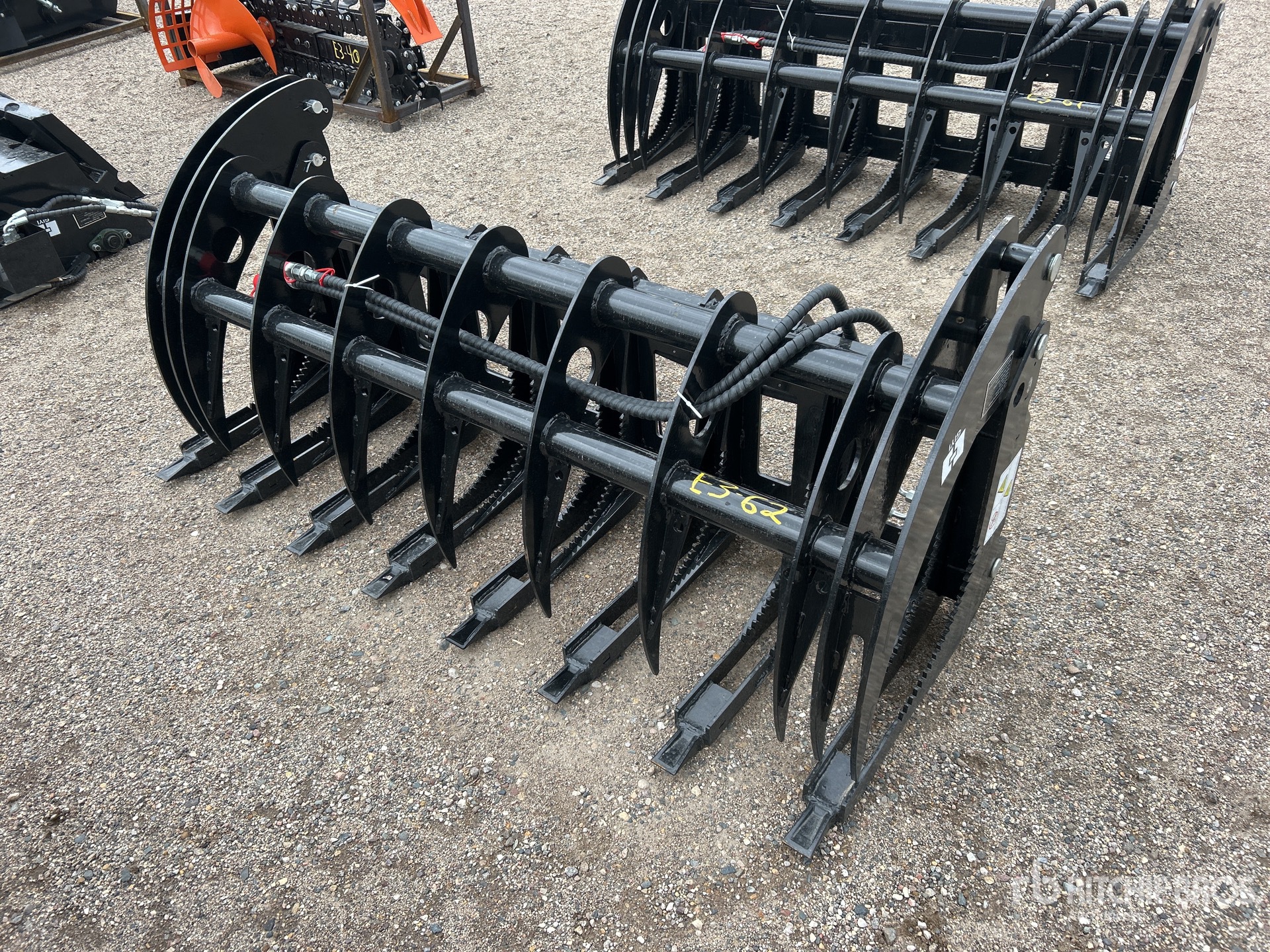 2025 GIYI CLG72 1800 mm Skid Steer Root Rake (Unused)