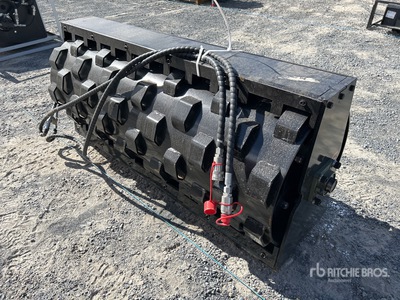 2025 GIYI GY-CW59 1500 mm Padfoot Skid Steer Vibratory Roller (Unused)