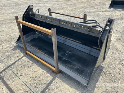 2025 GIYI GY-KH72 1800 mm Multi-Purpose Skid Steer Bucket (Unused)