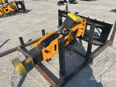 2025 GIYI GY-D680 Skid Steer Post Driver (Unused)