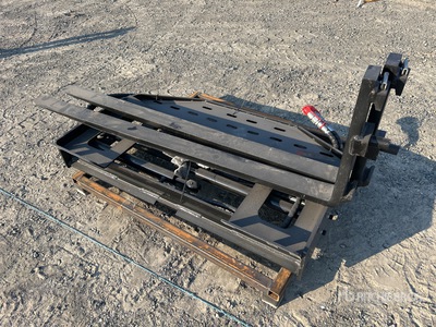 2025 GIYI SF60 1500 mm Skid Steer Forks (Unused)