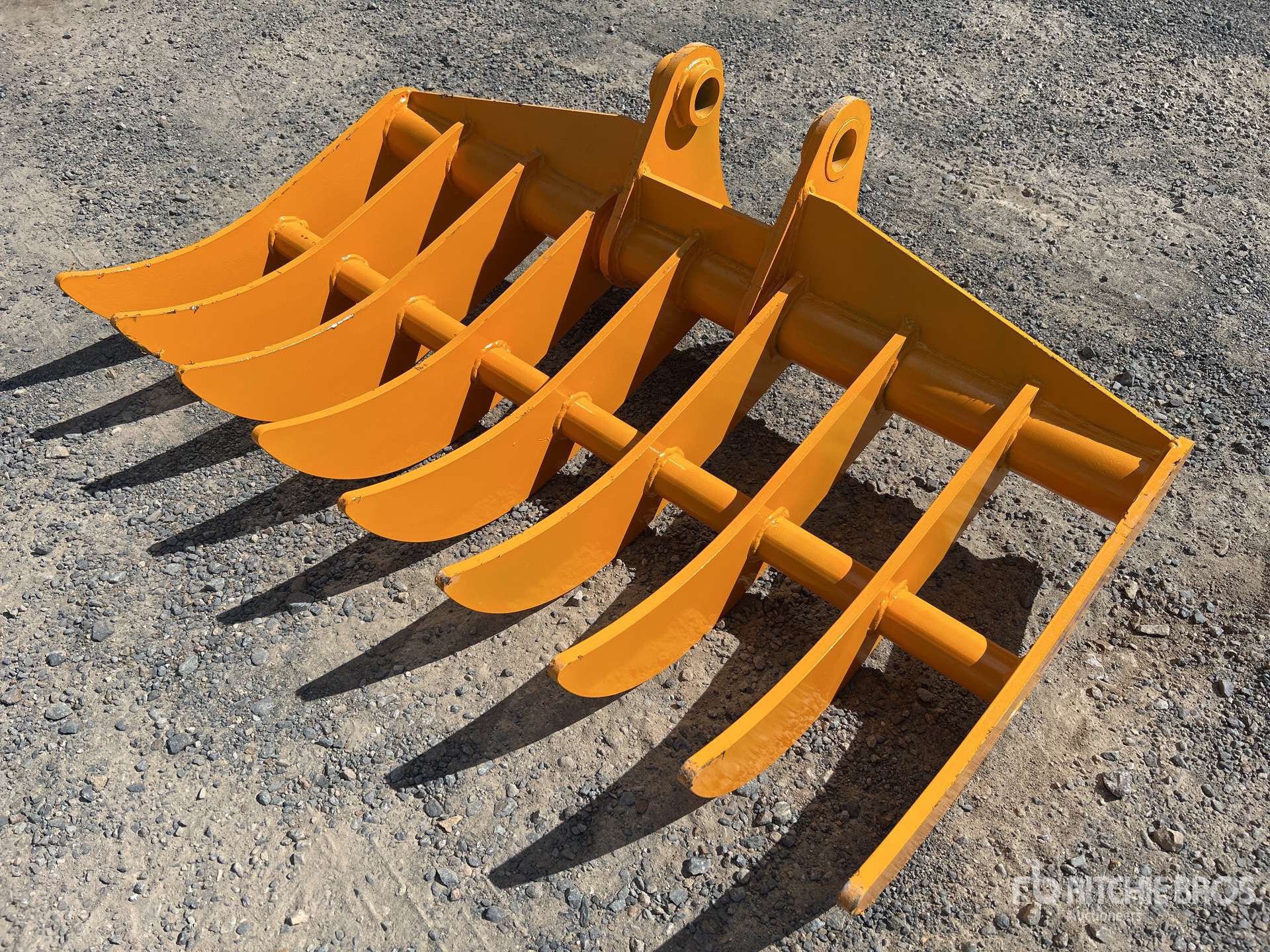 2025 GIYI 1120 mm Excavator Rake - Fits Cat 305 (Unused)