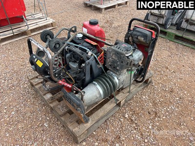 Qte De Materiels De Location Qty Of Rental Equipment その他 - 店舗 & 倉庫 (Inoperable)