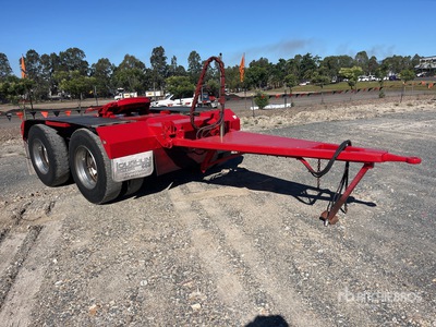 2014 Loughlin Bogie/A Road Train Dolly