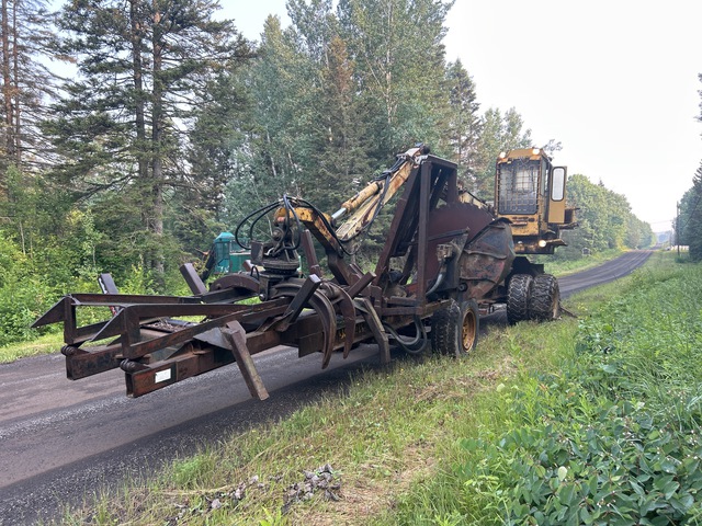 1979 Tanguay 4x4 Ride-On Hydraulic Slasher 1979 Tanguay 4x4 Ride-On Hydraulic Slasher
