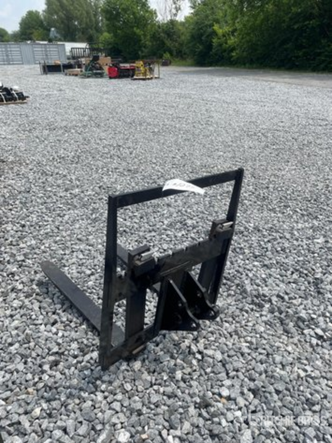 2025 GIYI Horquillas para Miniexcavadora (Sin Usar) / Mini Excavator Forks (Unused)