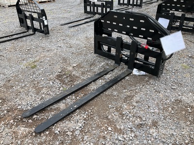 2025 GIYI SF60 60 in Horquillas con Desplazamiento Lateral para Minicargador (Sin Usar) / Side Shift Forks - Fits Skid Steer Loader (Unused)