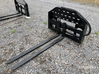 2025 GIYI SF60 60 in Horquillas con Desplazamiento Lateral para Minicargador (Sin Usar) / Side Shift Forks - Fits Skid Steer Loader (Unused)